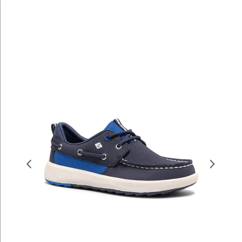 Sperry Plushwave boat shoes